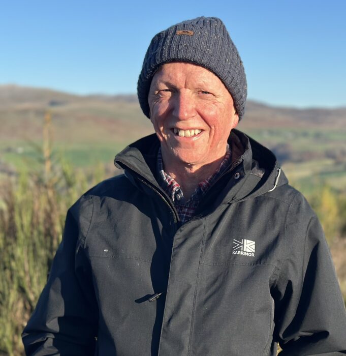 Photo of  Gordon Robertson